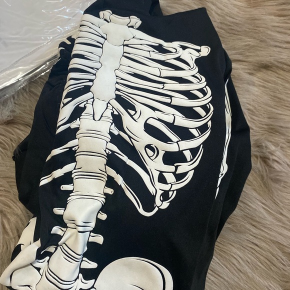 Great condition Spirit Glow Skeleton toddler Costume in size 3T-4T - Picture 7 of 8